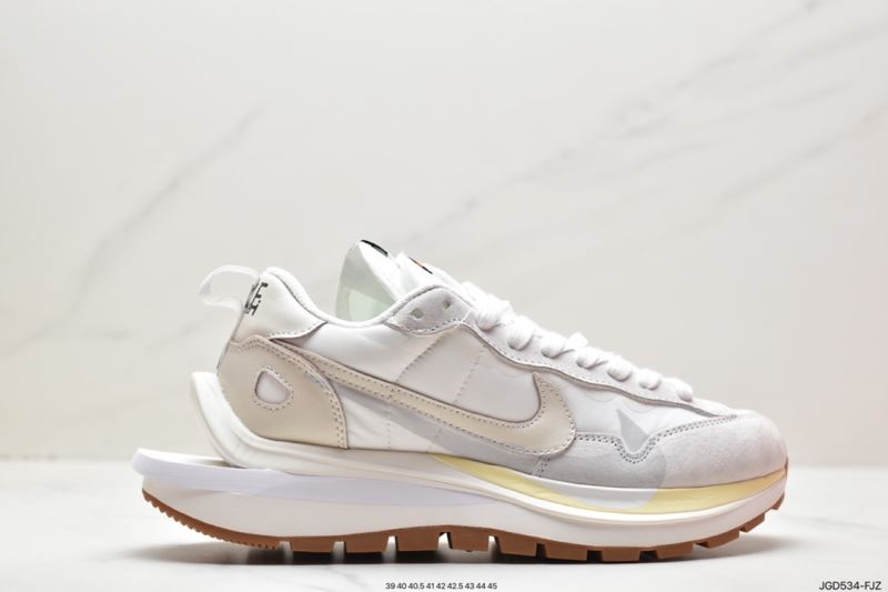 Sacai X Nike regasus vaporrly